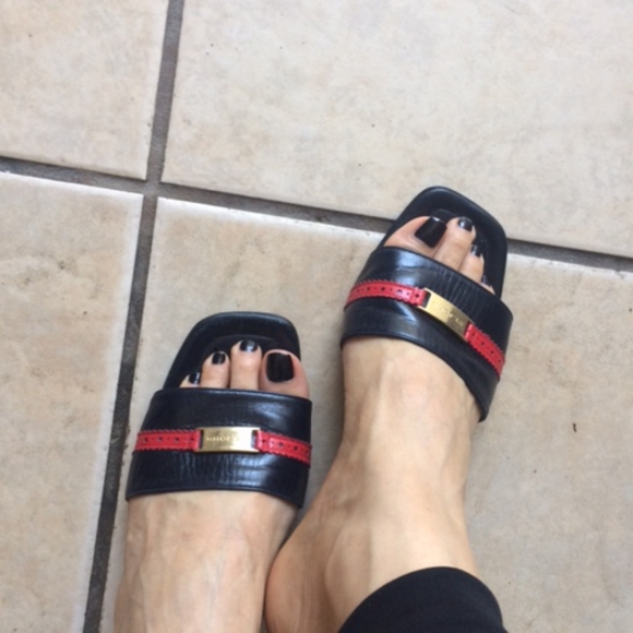 Shoes - Picture 3 of 3